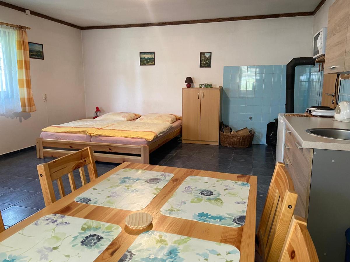 Apartman U Marusky Chribska Luaran gambar